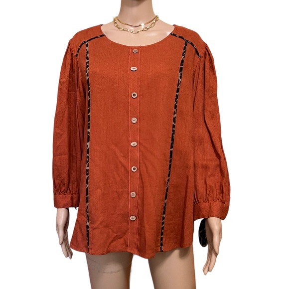 NWT John Mark Women’s Cheetah Trim Round Neck 3/4 Sleeve Size M - Picture 2 of 11